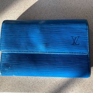 Louis Vuitton vintage wallet